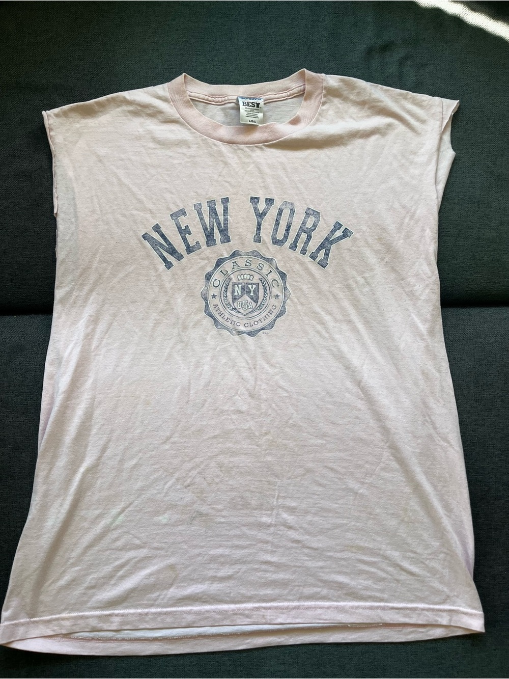 New York Graphic Sleeveless Tee Pink Large Fruit of the Loom Cutoff Muscle Shirt